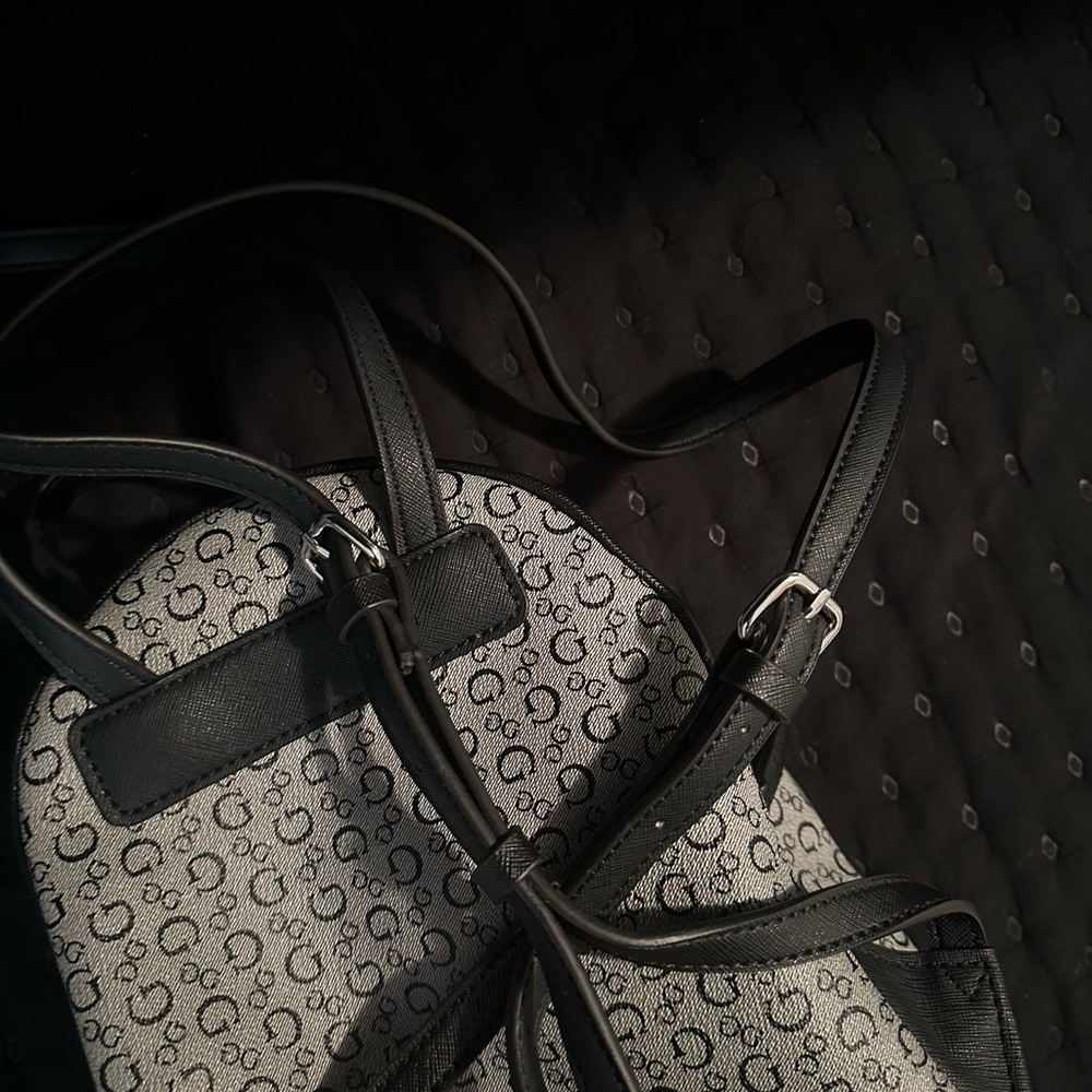 Guess Black And Gray Patterned Backpack - image 7